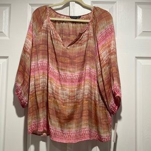 NWT  V-neck 3/4 sleeve blouse 2X